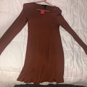 Long sleeve burgundy/brown dress